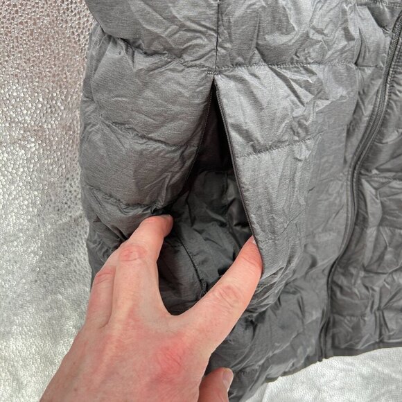 Uniqlo Ultra Light Down Packable Puffer Vest Gray Sleeveless Size Large - Picture 5 of 8